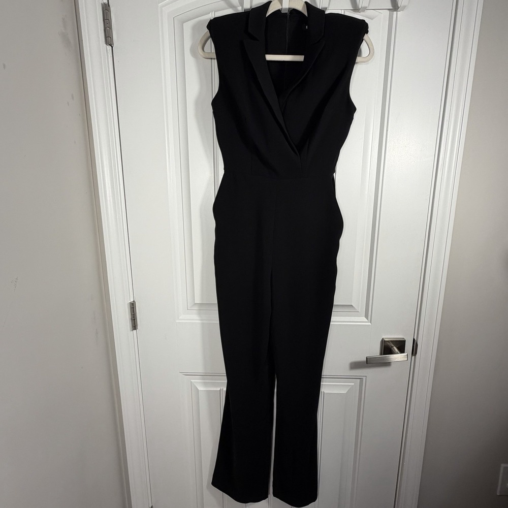 Express Black Sleeveless Tuxedo Jumpsuit Size 0 Shoulder Pad Wide Leg